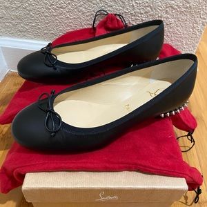 ⚡️SOLD⚡️Christian Louboutin Flats 36